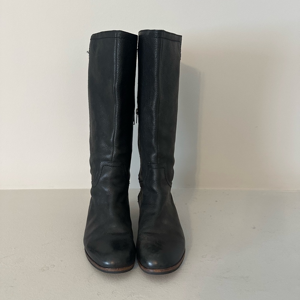 UGG. Women's Black Leather Knee Hugh Boots